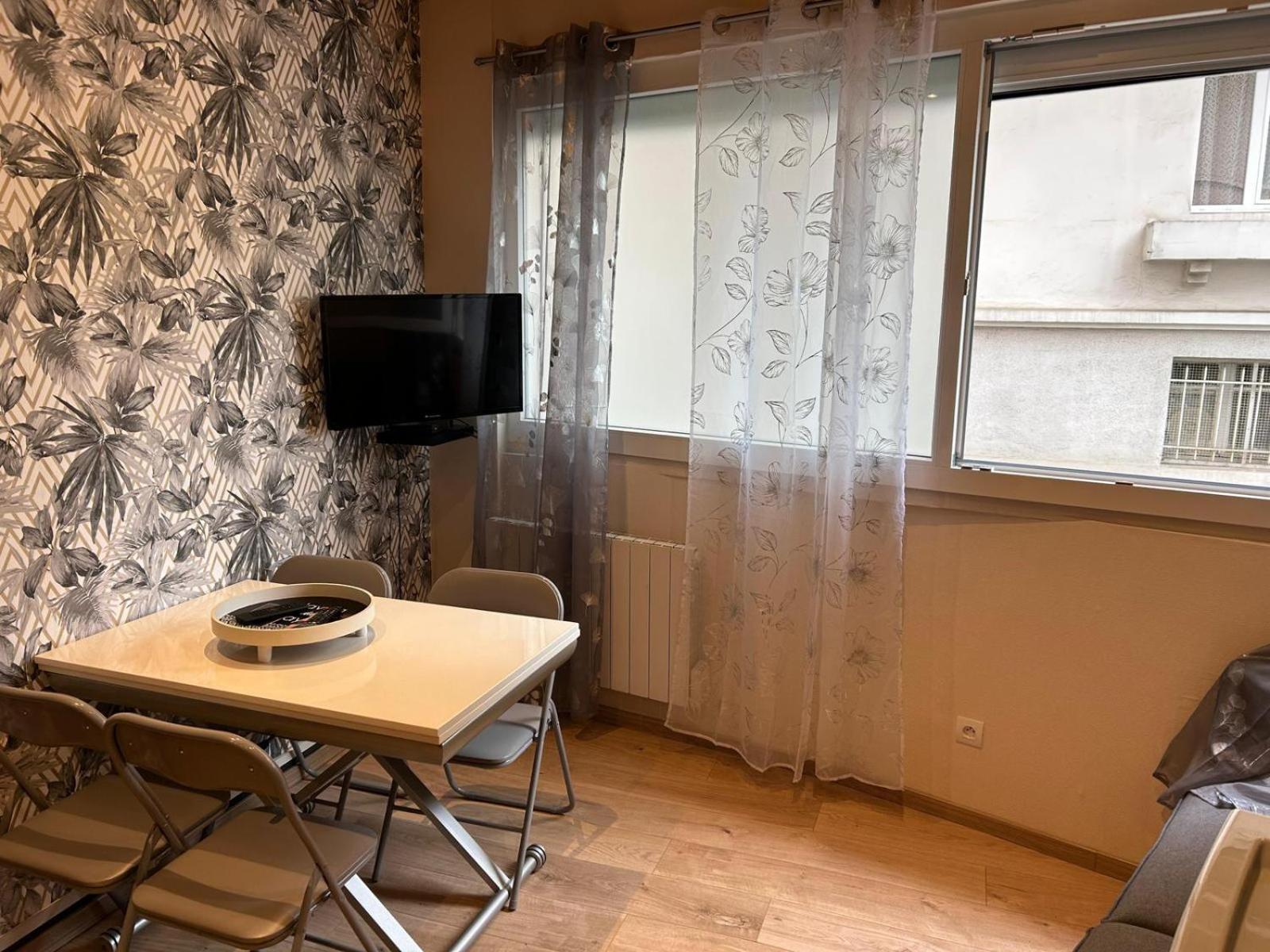 Appartement De Luxe En R/C Idealment Place En Hyper Centre Lourdes Exterior foto